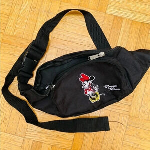 Disney - Retro Minnie Mouse Belt Bag